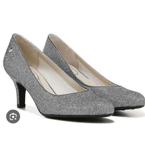 Women's LifeStride Parigi Silver Shimmer Pump Heels Size 9 Soft System